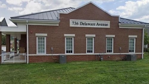 736 Delaware Ave, FOUNTAIN HILL, PA, 18015-1108 | Card Image