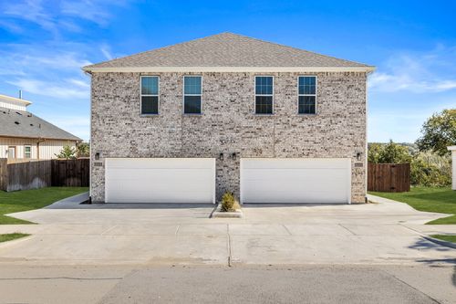 1701 Belzise Ter, Fort Worth, TX, 76104-5809 | Card Image