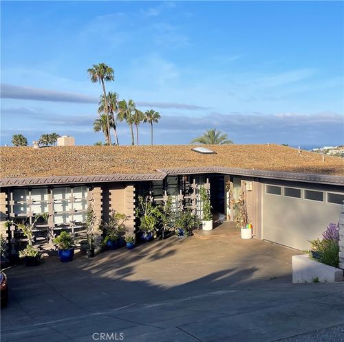 364 Ledroit St, Laguna Beach, CA, 92651-1347 | Card Image