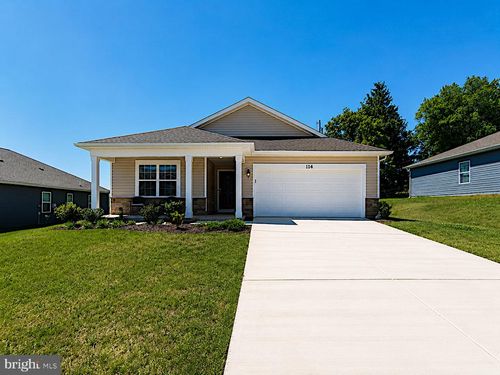 114 Gatehouse Pl, CHARLES TOWN, WV, 25414-5783 | Card Image