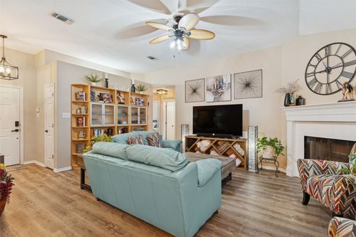 8113 Fox Chase Dr, Fort Worth, TX, 76137-6070 | Card Image