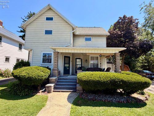 533 Union Pl, Fremont, OH, 43420-1910 | Card Image