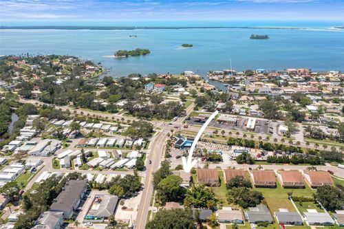 2003 Mcmullen Ave, DUNEDIN, FL, 34698-2616 | Card Image