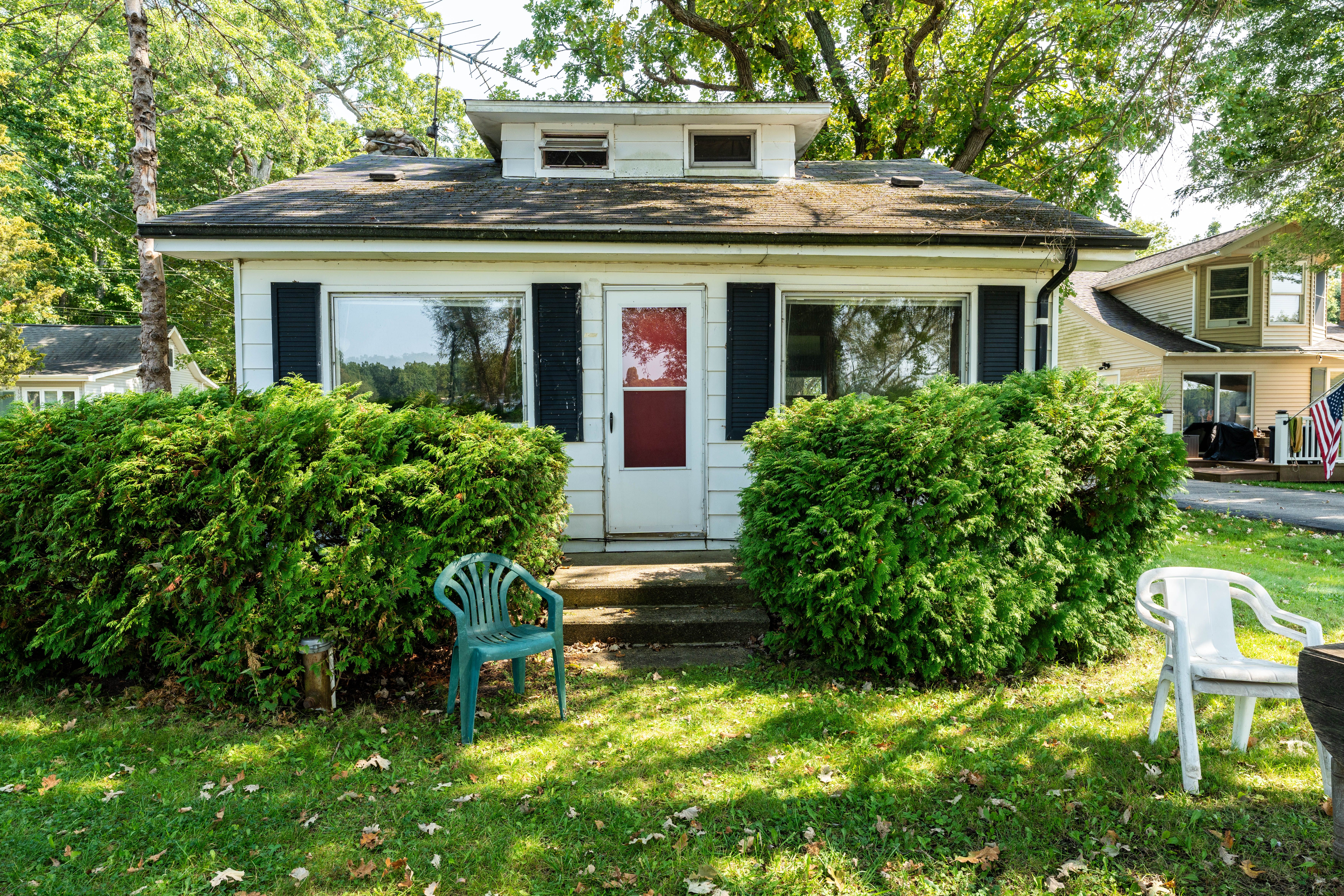 Maxfield Rd, Hartland, MI 48353
