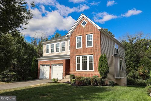 24821 Beardgrass Pl, Aldie, VA, 20105-5935 | Card Image