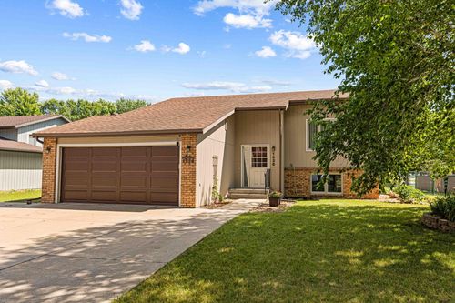 1626 36 1/2 Ave S, Fargo, ND, 58104-6102 | Card Image
