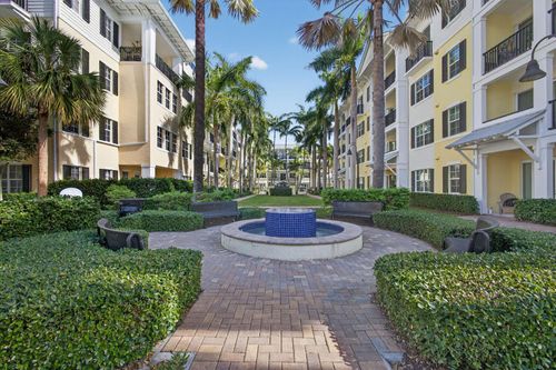 302-3130 W Latitude Cir, Delray Beach, FL, 33483-8064 | Card Image
