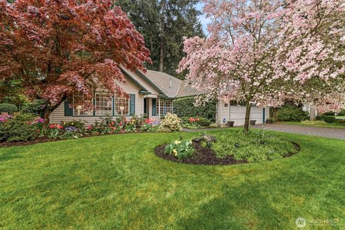 15801 Ne 25th St, Vancouver, WA, 98684-8623 | Card Image