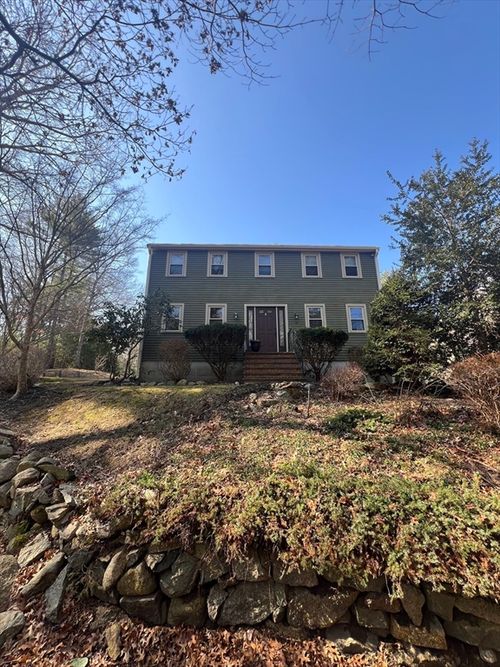 18 Russell Trufant Rd, Carver, MA, 02330-1030 | Card Image