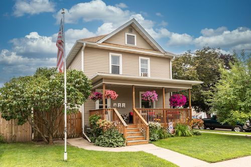 611 4th Ave Nw, Austin, MN, 55912-2379 | Card Image
