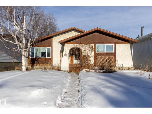 1330 72 St Nw, Edmonton, AB, T6K2S9 | Card Image