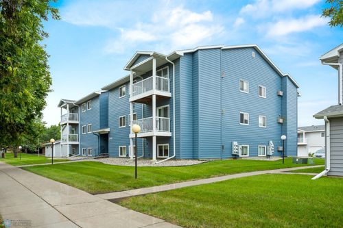 apt-301b-2535 25th St S, Fargo, ND, 58103-5048 | Card Image