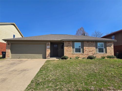 6403 Jennie Ln, Arlington, TX, 76002-2996 | Card Image