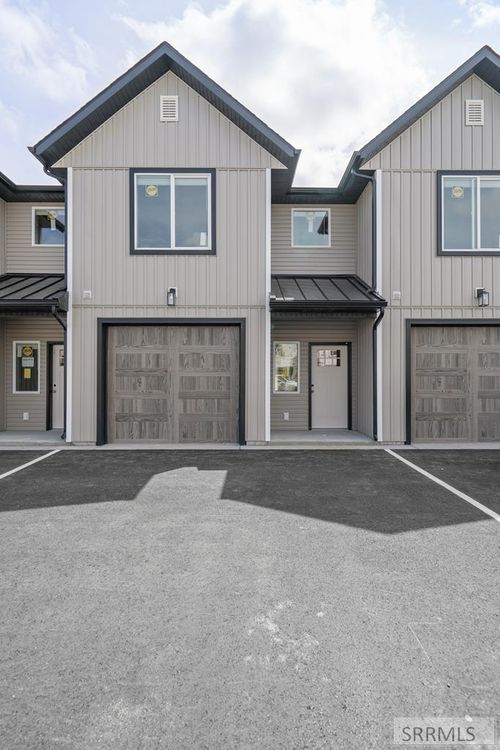 2749 Derrald Loop, Ammon, ID, 83406 | Card Image