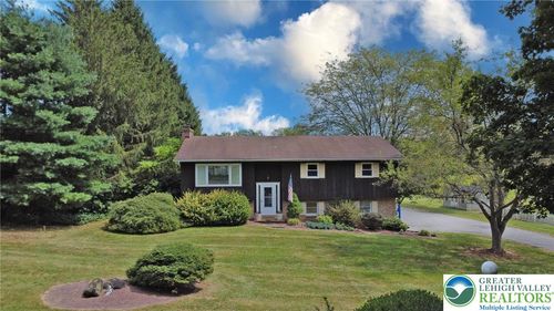 2507 Rachael Ln, Orefield, PA, 18069-9620 | Card Image