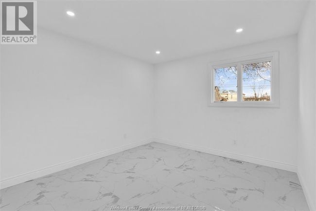 1510 Langlois Ave, House other with 4 bedrooms, 2 bathrooms and null parking in Windsor ON | Image 11