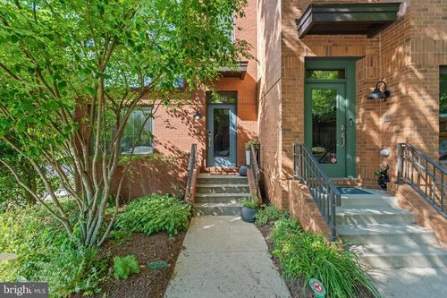 3012 District Ave, FAIRFAX, VA, 22031-2254 | Card Image