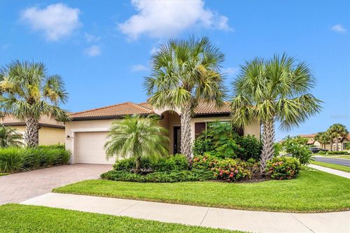 9904 Hilltop Dr, Venice, FL, 34292-2717 | Card Image