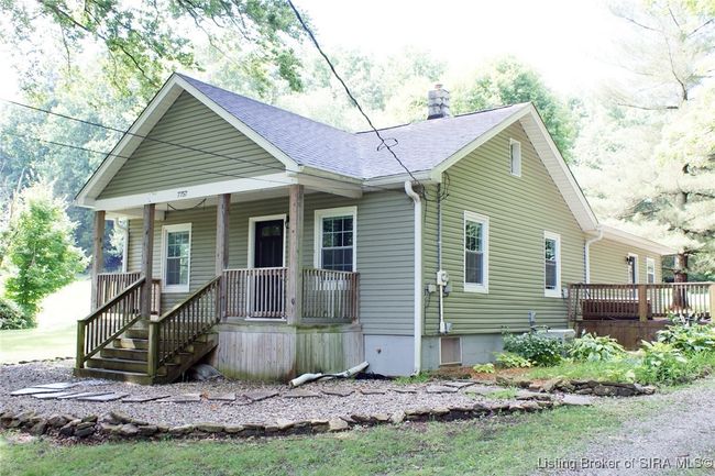 7757 John Pectol Rd, Home with 3 bedrooms, 2 bathrooms and null parking in Georgetown IN | Image 6
