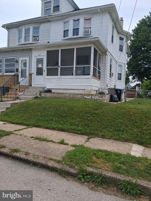 307 Taylor Ave, UPPER CHICHESTER, PA, 19061-4048 | Card Image