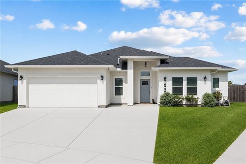 6730 Keyan Dr, Corpus Christi, TX, 78414-4436 | Card Image