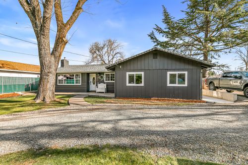 3065 Griffin Creek Road, Medford, OR, 97501 | Card Image