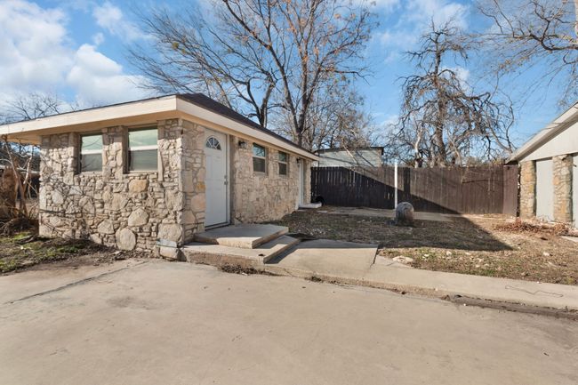 801 E Avenue C, House other with 4 bedrooms, 3 bathrooms and null parking in Lampasas TX | Image 33