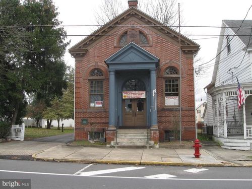 114 Hanover St, Pemberton, NJ, 08068-1132 | Card Image