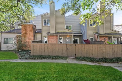1547 Prairie Grove Dr, Houston, TX, 77077-4254 | Card Image