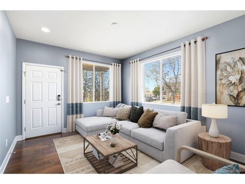 10059 Dillon Cir, Commerce City, CO, 80022-9592 | Card Image
