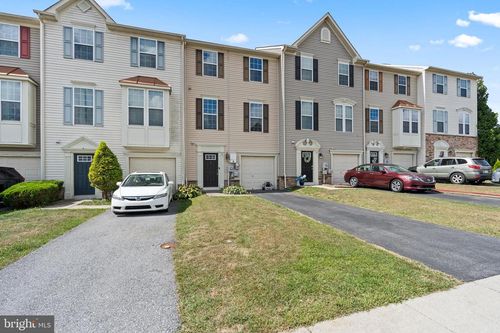 30 Gauley River Path, FALLING WATERS, WV, 25419-4388 | Card Image