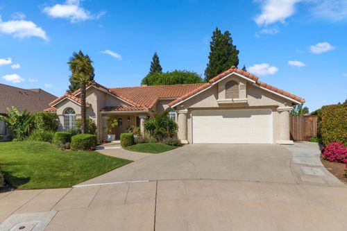 7273 N Durant Ave, Fresno, CA, 93711-0492 | Card Image