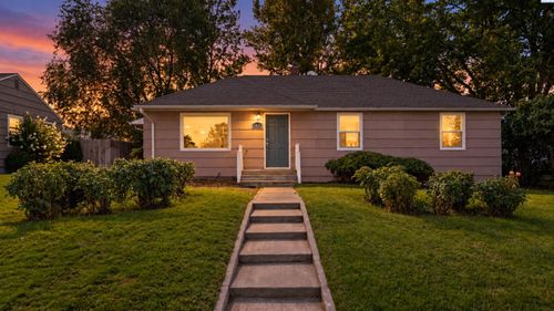 1821 Benson Ave, Prosser, WA, 99350-1548 | Card Image
