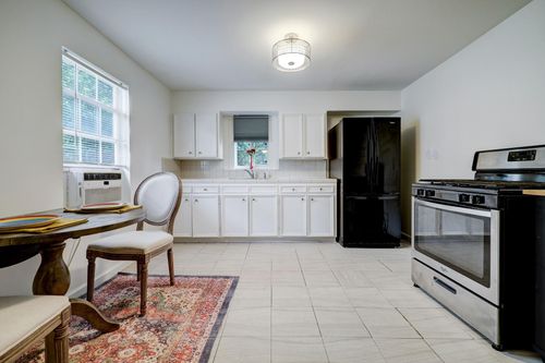 7837 Dayton St, Houston, TX, 77012-1542 | Card Image