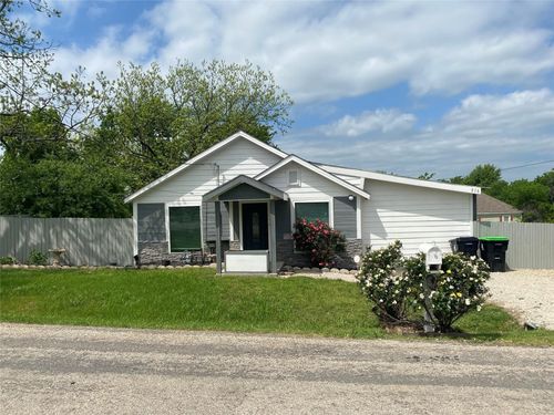 816 N Church St, Pilot Point, TX, 76258-4092 | Card Image