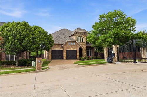 12102 Jackson Creek Dr, Dallas, TX, 75243-5001 | Card Image
