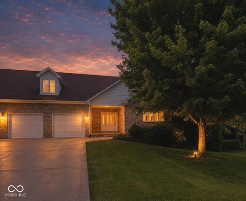1761 Walnut Trce, Greenfield, IN, 46140-3050 | Card Image