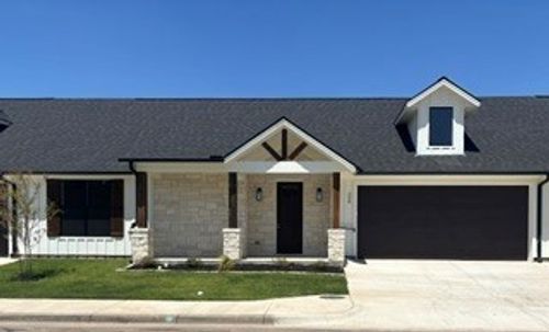 208 E Ewell St, Granbury, TX, 76048-1630 | Card Image