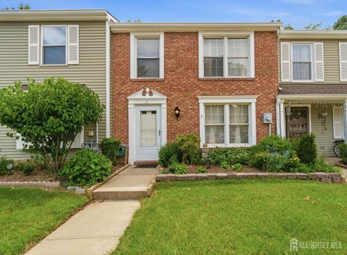 11 Aspen Ct, Monmouth Junction, NJ, 08852-2010 | Card Image