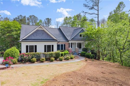 84 Canal Rd, Dallas, GA, 30132-4405 | Card Image