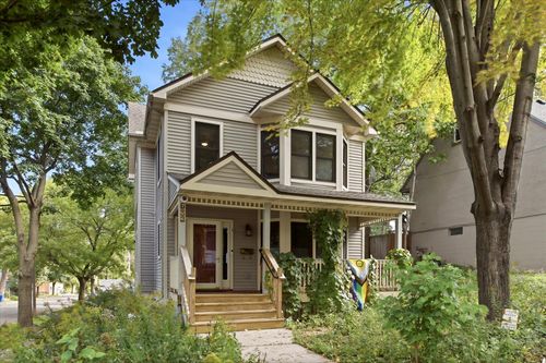 682 Harvard Street, Saint Paul, MN, 55107 | Card Image