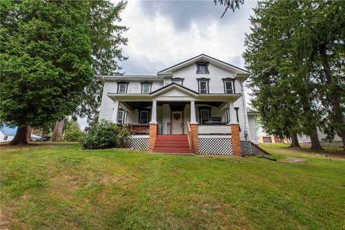 121 Bell Ave, West Leechburg, PA, 15656-9204 | Card Image