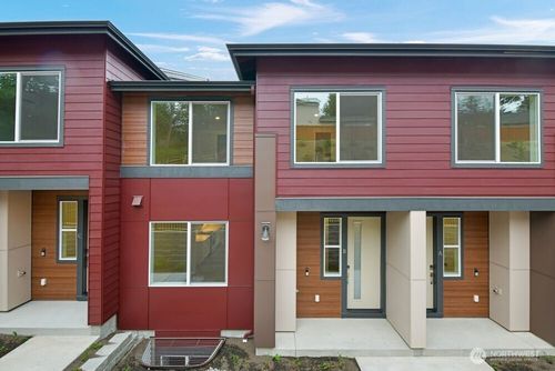 b-13216 Ne 127th Ct, Kirkland, WA, 98034-7601 | Card Image