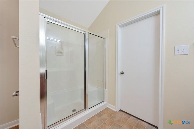 1691 Stone Rim Loop, House other with 3 bedrooms, 2 bathrooms and null parking in Buda TX | Image 15