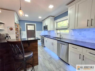 125 Kendall Drive, House other with 3 bedrooms, 2 bathrooms and null parking in Sayreville NJ | Image 1