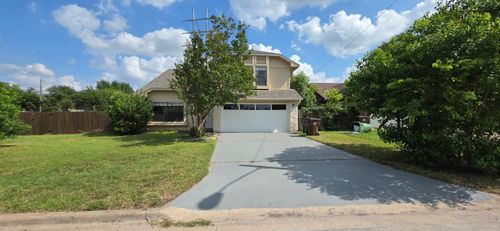 1701 Hunters Trl, Round Rock, TX, 78681-1912 | Card Image