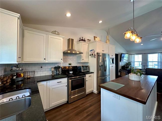 302 Mossman Ln, House other with 3 bedrooms, 2 bathrooms and 2 parking in Rolla MO | Image 11