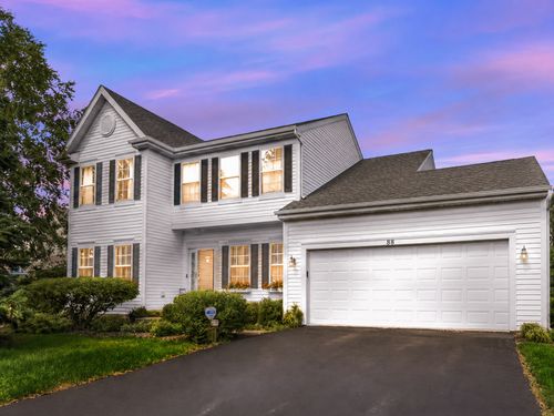 88 Stable Way, Lindenhurst, IL, 60046-4965 | Card Image