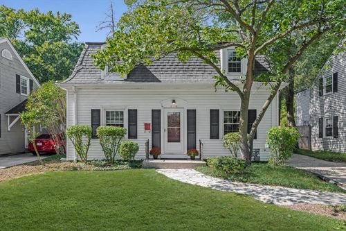 320 Lagoon Dr, Northfield, IL, 60093-3512 | Card Image