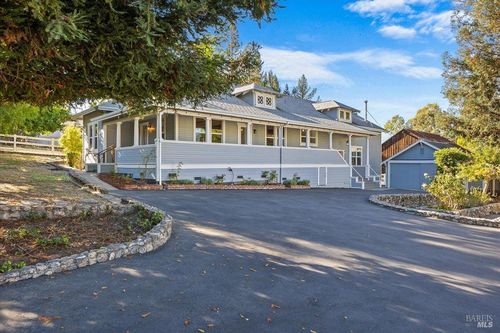 125 Adobe Road, Penngrove, CA, 94951 | Card Image